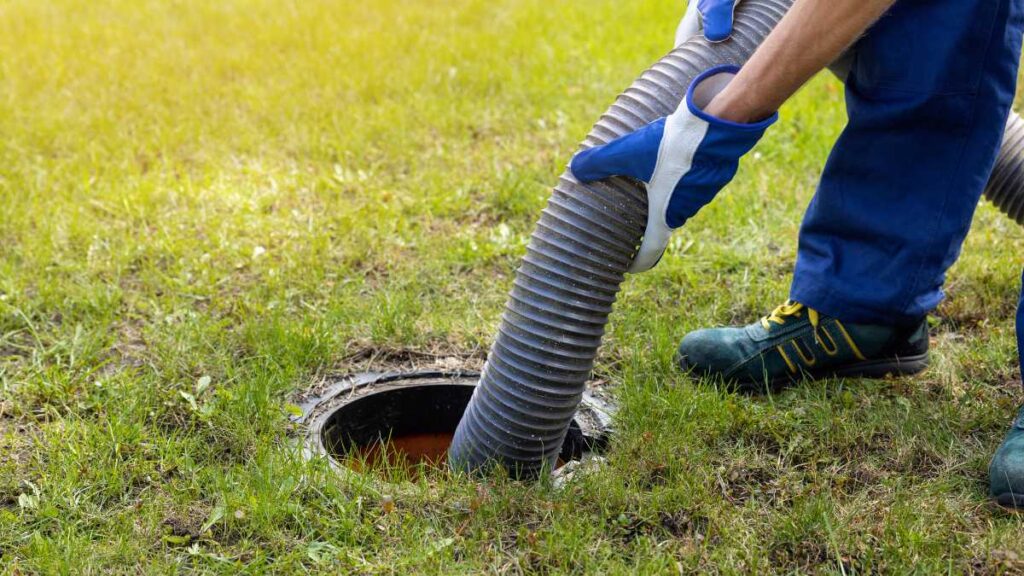 Descubra a Importância da Limpeza de Fossa Séptica para a Saúde da sua Casa